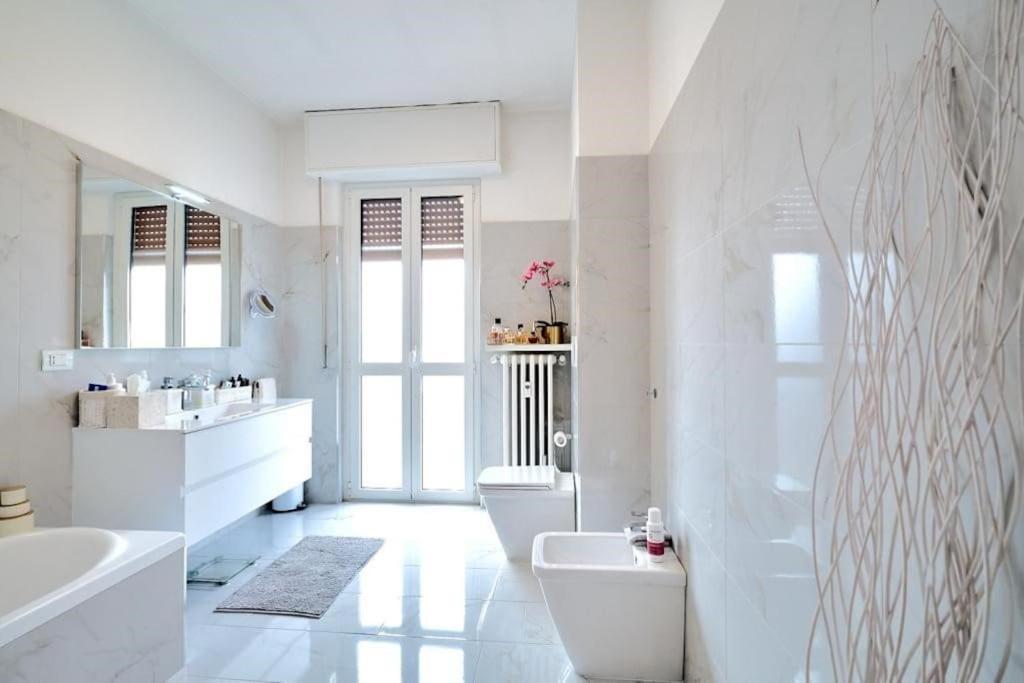 Lux 180Sqm Flat - Entire Last Floor Milán Exterior foto